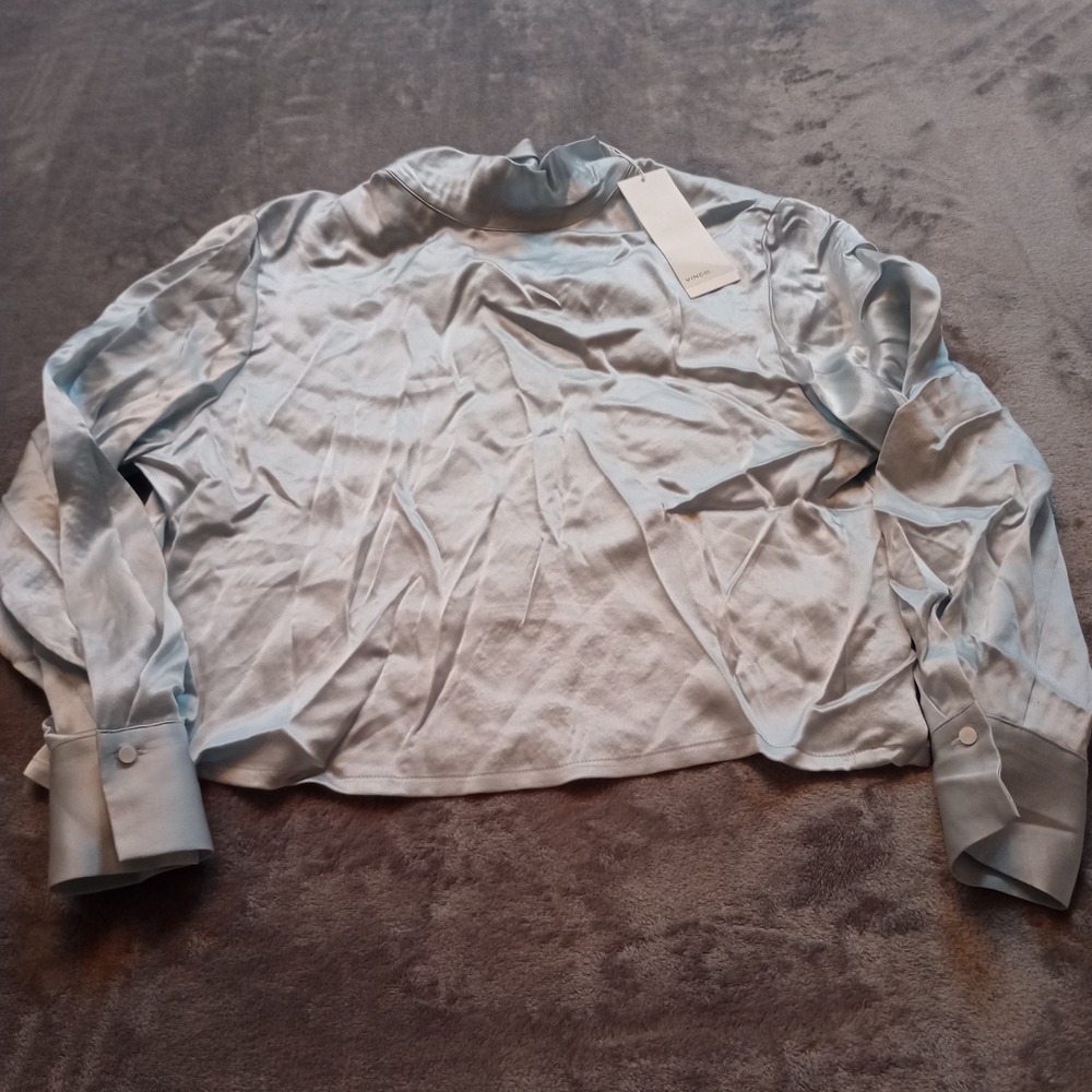 Vince 100% Silk Blouse Womens Medium Silver Satin Mock Neck Long Sleeve‎ Top